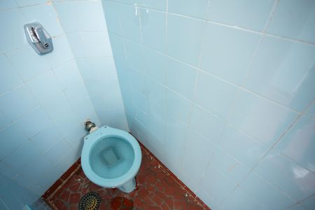 Casa para alugar com 60m², 2 quartos e 1 vaga Casa para alugar com 60m², 2 quartos e 1 vagaLAVABO DA ÁREA DE SERVIÇO