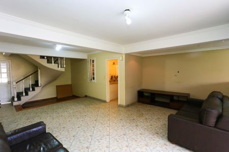 Casa para alugar com 450m², 3 quartos e 4 vagas Casa para alugar com 450m², 3 quartos e 4 vagassala 2