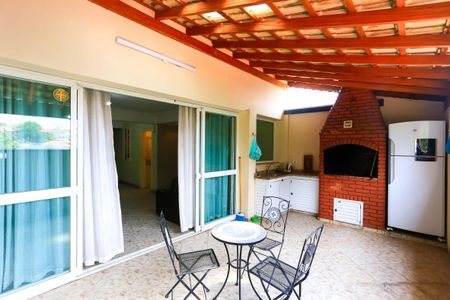 Casa para alugar com 450m², 3 quartos e 4 vagas Casa para alugar com 450m², 3 quartos e 4 vagasChurrasqueira