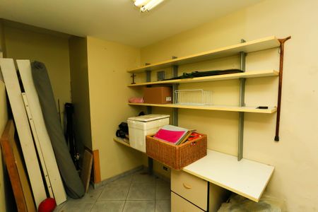 Casa para alugar com 450m², 3 quartos e 4 vagas Casa para alugar com 450m², 3 quartos e 4 vagasÁrea comum - Salão de festas