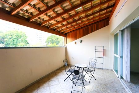 Casa para alugar com 450m², 3 quartos e 4 vagas Casa para alugar com 450m², 3 quartos e 4 vagasChurrasqueira