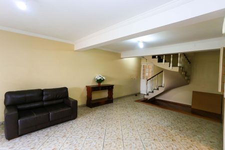 Casa para alugar com 450m², 3 quartos e 4 vagas Casa para alugar com 450m², 3 quartos e 4 vagassala 2