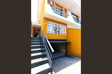 Casa para alugar com 450m², 3 quartos e 4 vagas Casa para alugar com 450m², 3 quartos e 4 vagasFachada