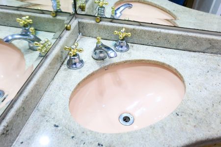 Casa para alugar com 450m², 3 quartos e 4 vagas Casa para alugar com 450m², 3 quartos e 4 vagasBanheiro da Suíte 2