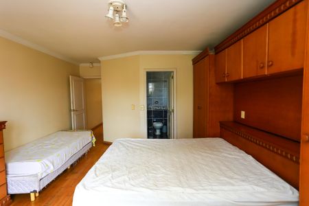 Casa para alugar com 450m², 3 quartos e 4 vagas Casa para alugar com 450m², 3 quartos e 4 vagassuíte 1