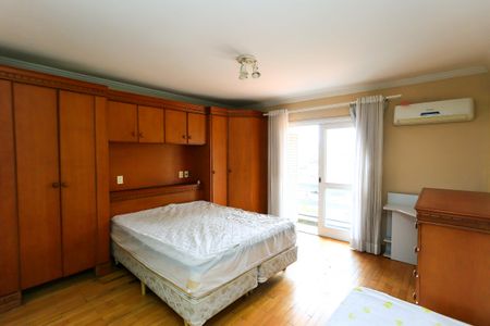 Casa para alugar com 450m², 3 quartos e 4 vagas Casa para alugar com 450m², 3 quartos e 4 vagassuíte 1