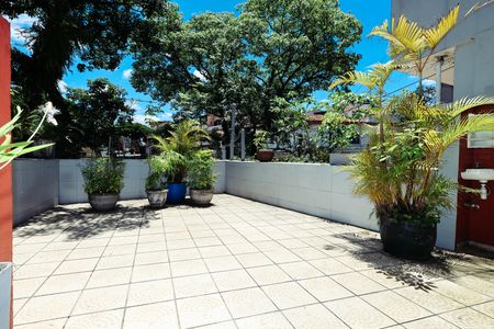 Casa à venda com 269m², 3 quartos e 2 vagasVaranda