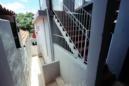 Casa à venda com 269m², 3 quartos e 2 vagasEscadas