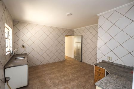 Casa à venda com 269m², 3 quartos e 2 vagasCozinha