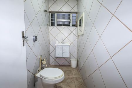 Casa à venda com 269m², 3 quartos e 2 vagasLavabo