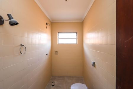 Casa à venda com 269m², 3 quartos e 2 vagasBanheiro Social