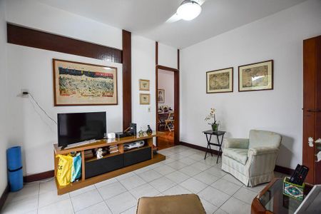 Casa à venda com 4 quartos, 330m² em Itaipu, Niterói