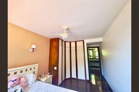 Casa à venda com 4 quartos, 600m² em Itaipu, Niterói