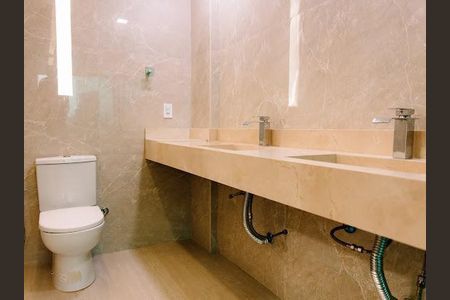 Casa à venda com 5 quartos, 373m² em Rio do Ouro, Niterói