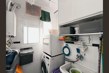 Apartamento à venda com 83m², 3 quartos e 2 vagas Apartamento à venda com 83m², 3 quartos e 2 vagasCozinha e Área de Serviço