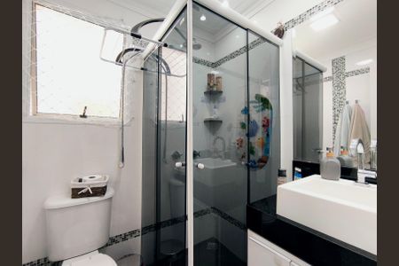 Apartamento à venda com 83m², 3 quartos e 2 vagas Apartamento à venda com 83m², 3 quartos e 2 vagasBanheiro da Suíte