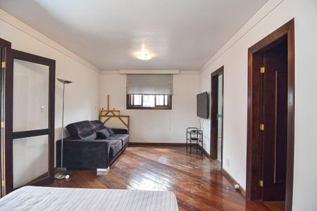 Casa à venda com 4 quartos, 425m² em Itaipu, Niterói