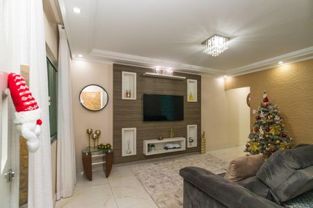 Sala de casa para alugar com 3 quartos, 245m² em Jardim Santa Teresinha, São Paulo
