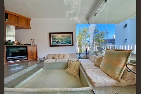 Casa à venda com 4 quartos, 440m² em Cubango, Niterói