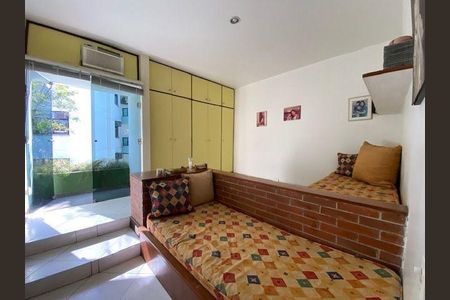 Casa à venda com 4 quartos, 440m² em Cubango, Niterói