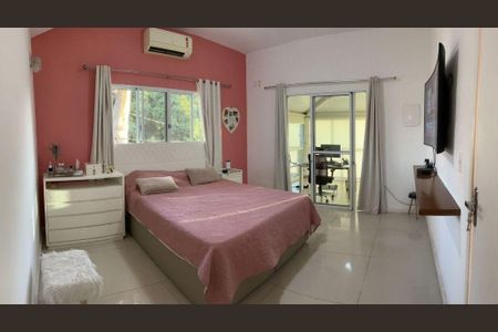 Casa à venda com 4 quartos, 214m² em Serra Grande, Niterói