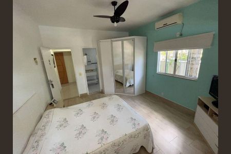 Casa à venda com 4 quartos, 214m² em Serra Grande, Niterói