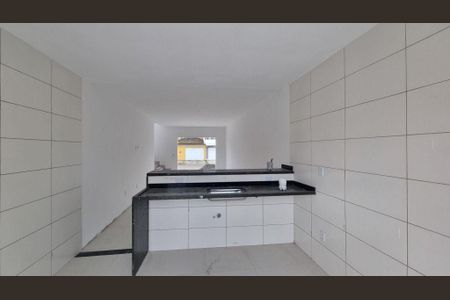 Casa à venda com 3 quartos, 129m² em Itaipu, Niterói