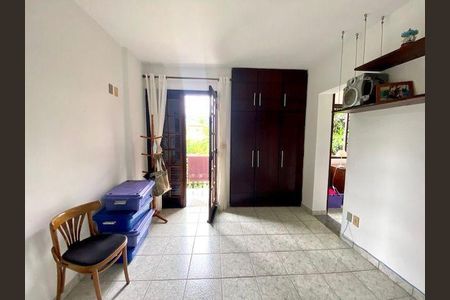 Casa à venda com 3 quartos, 150m² em Piratininga, Niterói
