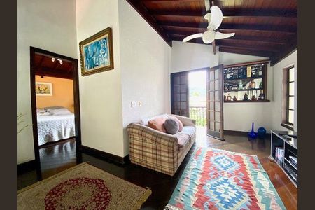 Casa à venda com 3 quartos, 150m² em Piratininga, Niterói