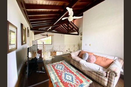 Casa à venda com 3 quartos, 150m² em Piratininga, Niterói