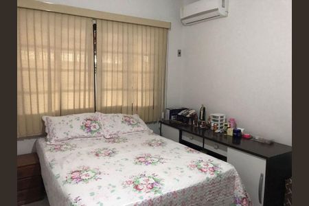 Casa à venda com 3 quartos, 200m² em Piratininga, Niterói