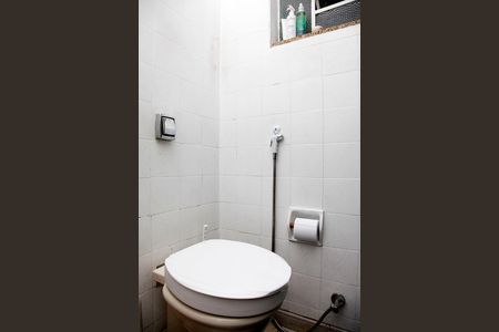 Casa à venda com 175m², 2 quartos e 3 vagasBanheiro 1