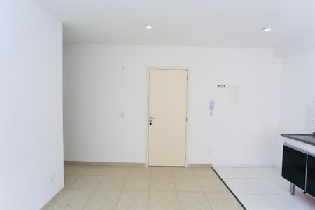 Sala  de apartamento para alugar com 2 quartos, 44m² em Jardim Maria Rosa, Taboão da Serra