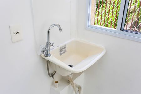 Apartamento para alugar com 44m², 2 quartos e sem vaga Apartamento para alugar com 44m², 2 quartos e sem vagaÁrea de Serviço