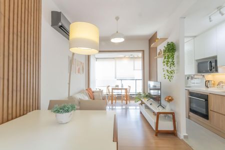 Sala de apartamento à venda com 2 quartos, 64m² em Bela Vista, Osasco