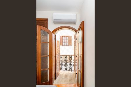 Casa à venda com 480m², 6 quartos e 5 vagasQuarto 4