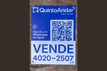 Casa à venda com 480m², 6 quartos e 5 vagasplaca instalada em 27/11/2025 com o código DUXZ-473