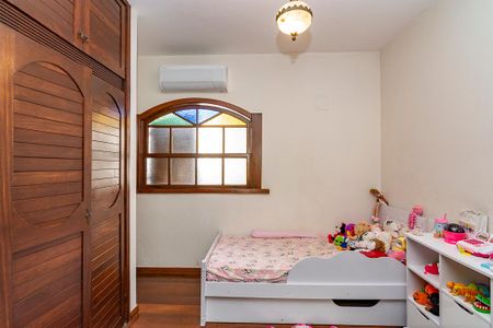 Casa à venda com 480m², 6 quartos e 5 vagasSuíte 2