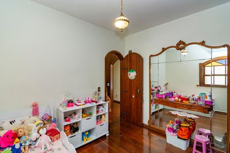 Casa à venda com 480m², 6 quartos e 5 vagasSuíte 2