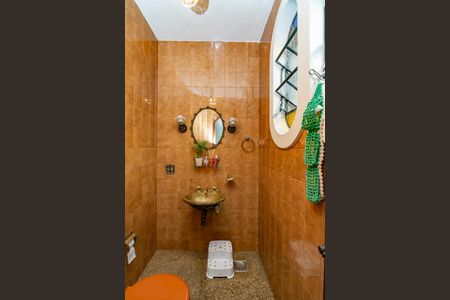 Casa à venda com 480m², 6 quartos e 5 vagasLavabo 1