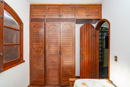 Casa à venda com 480m², 6 quartos e 5 vagasQuarto de Serviço 1