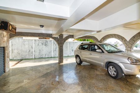 Casa à venda com 480m², 6 quartos e 5 vagasGaragem