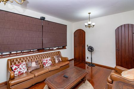 Casa à venda com 480m², 6 quartos e 5 vagasSala 1