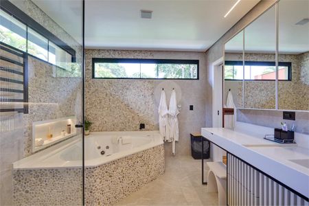 Casa à venda com 3 quartos, 318m² em Santo Amaro, São Paulo