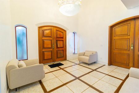 Casa à venda com 5 quartos, 356m² em Jardim Cordeiro, São Paulo