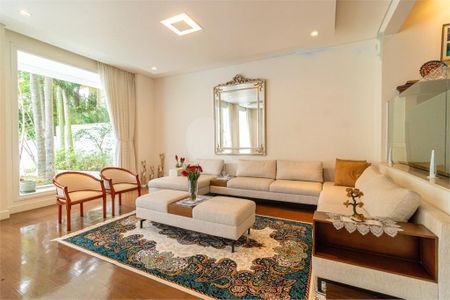 Casa à venda com 5 quartos, 356m² em Jardim Cordeiro, São Paulo