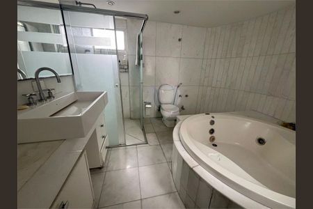 Apartamento à venda com 2 quartos, 220m² em Vila Andrade, São Paulo