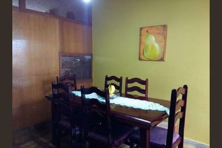 Casa à venda com 3 quartos, 278m² em Jardim Pacaembu, Jundiaí