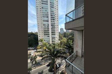 Apartamento à venda com 142m², 2 quartos e 3 vagas