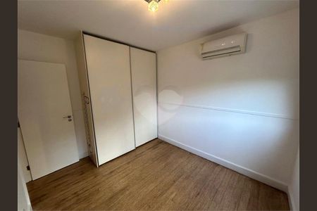 Apartamento à venda com 2 quartos, 142m² em Parque do Morumbi, São Paulo